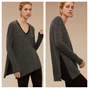 Aritzia Wilfred Womens Small Sherbrooke Sweater Grey Black V Neck Pullover